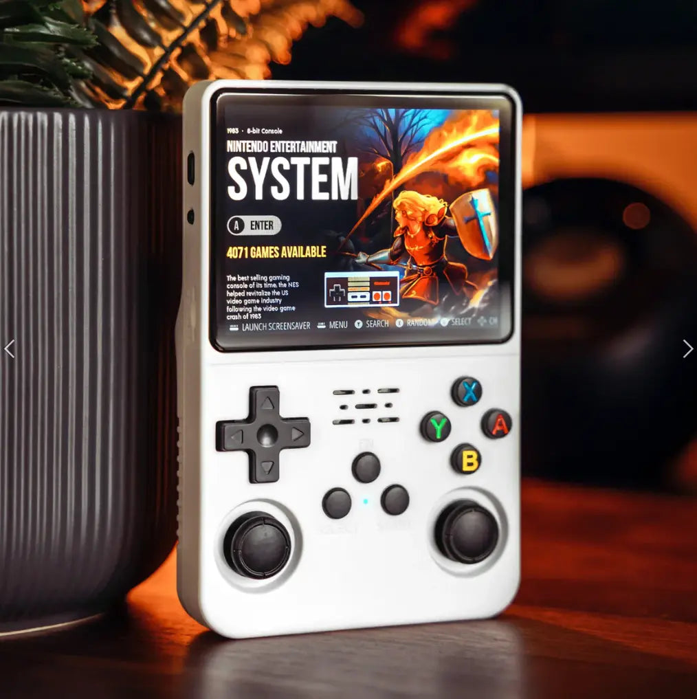 RetroWorld™ Max Gaming Console